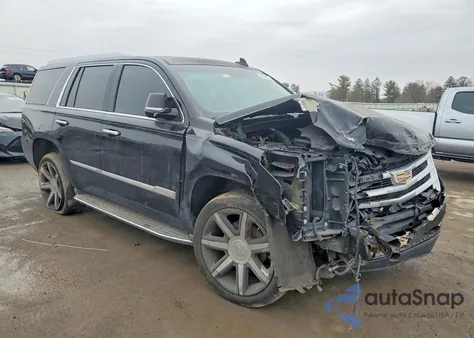 2016 Cadillac Escalade Luxury z USA, uszkodzony, nr VIN 1GYS4BKJ0GR298581